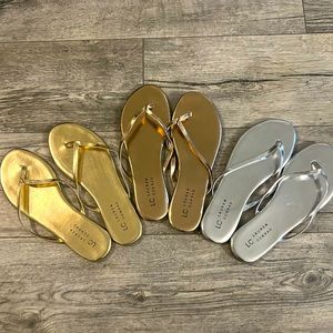 Lauren Conrad flip flops in rose gold, OR silver size 8